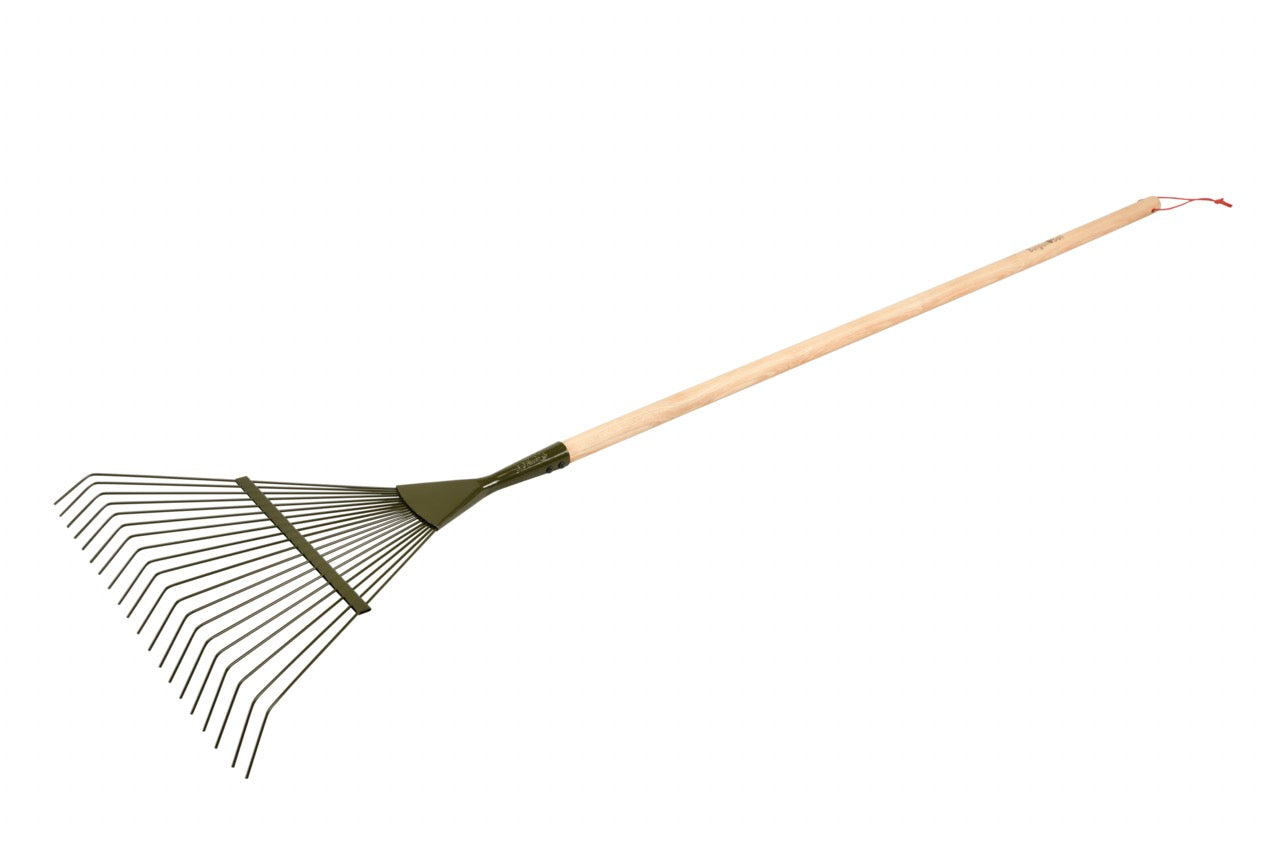 Râteau à gazon en acier vert avec long manche ergonomique en bois dur